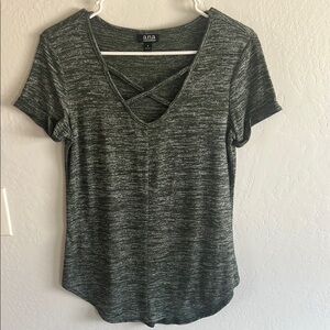 a.n.a Women's Green & Gray Crisscross Top